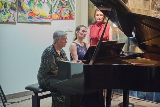 Výstava a koncert učitelů  26.3.2024