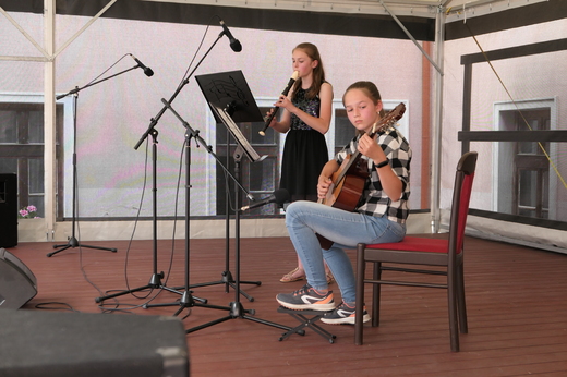 Hudební den na Dvorku - 16.6.2021